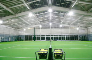 テニスコート（屋内）　高天井LED【CR】